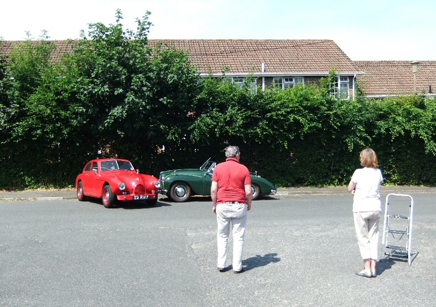 Jowett Jupiters of Ed Nankivell in photoshoot